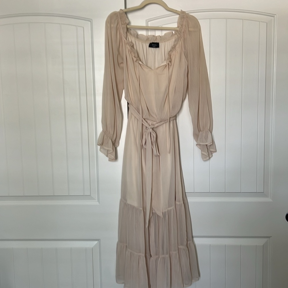 Vici flowy, tiered dress - large